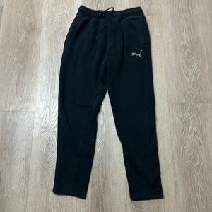 ⭐️Puma Essental Classic Logo Joggers⭐️